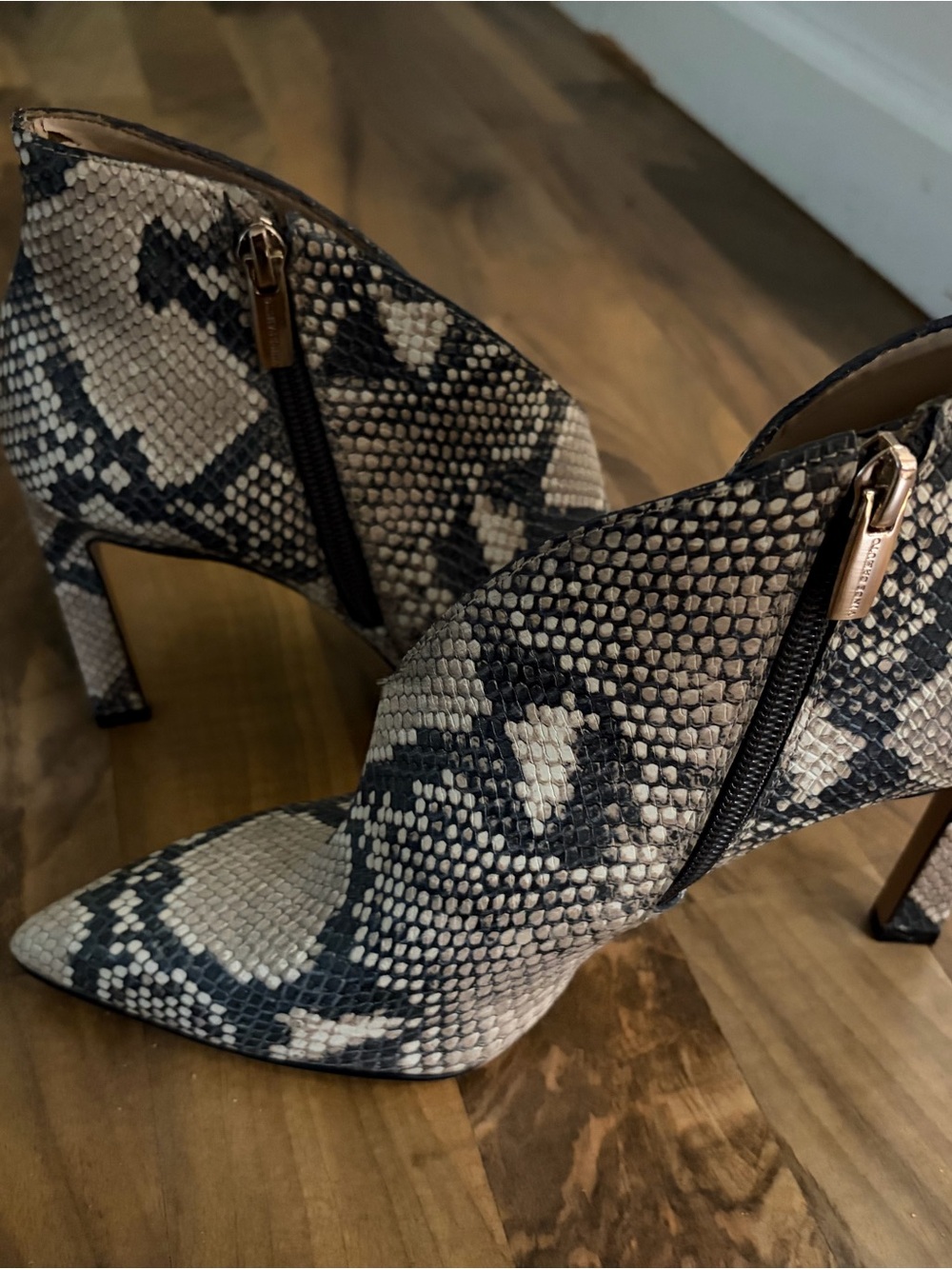 Snake-Print Pointed Toe Stiletto Ankle Boots - Black Gray Tan & Cream, 7
